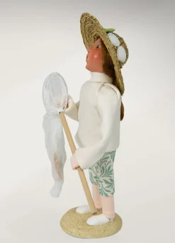 Byers Choice Carolers^Byers Choice Beach Girl Catching Starfish, , Znau173