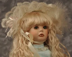 studio 7 Dolls Brooke Fashion