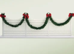 Byers Choice Carolers^Byers Choice Decorated Picket Fence, , 623