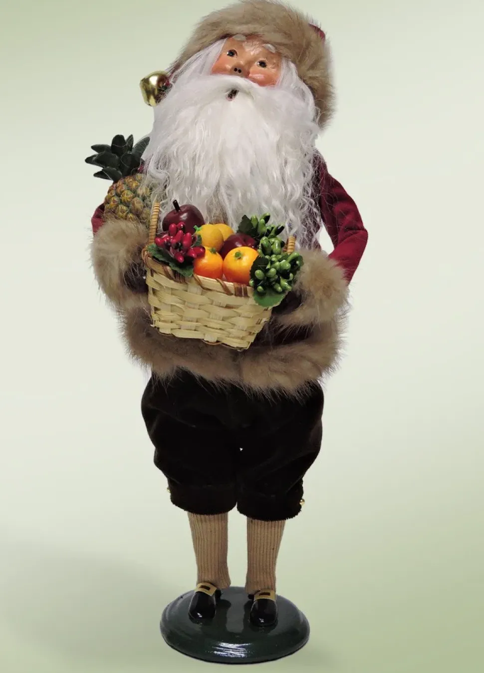 Byers Choice^Byers Choice Holiday Santa, , 3165