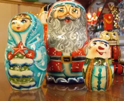 Santas^ALSH Nesting Deluxe Santa Dolls