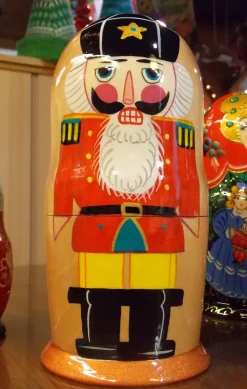 Nutcrackers/Smokers^ALSH Nesting Nutcracker Dolls