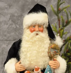 Santas^Elaine Roesle St Nick Selling Santa's