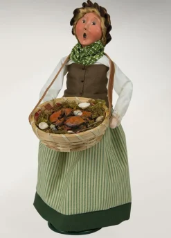 Byers Choice^Byers Choice Woman Selling Crabs, , Zms266C